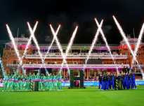 中扮演着重 中扮演着重